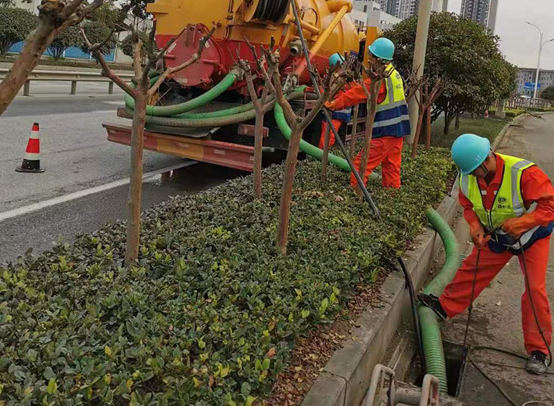 黔西市政管道清淤
