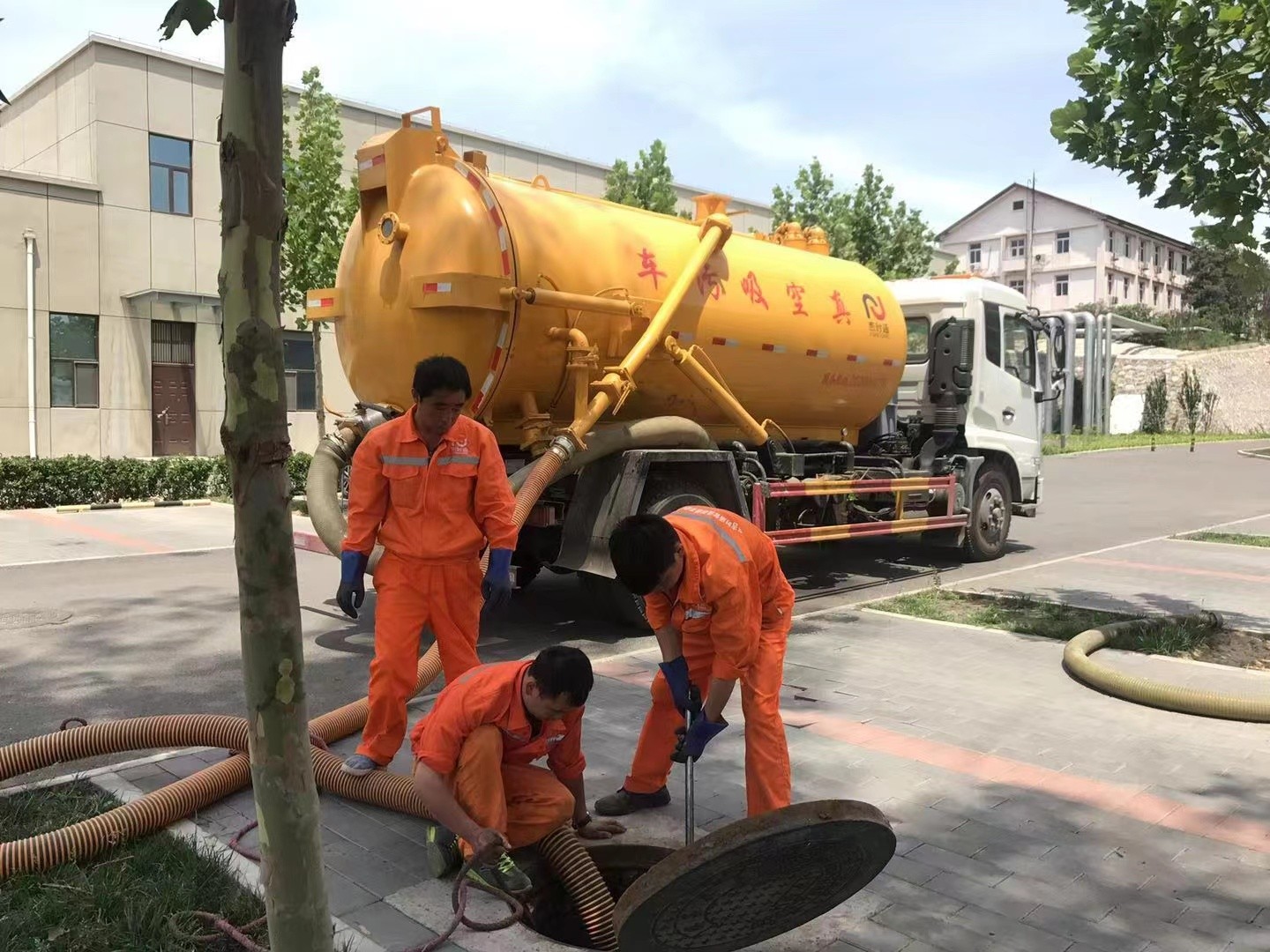 黔西化粪池清理与5-8吨吸粪车施工效率分析